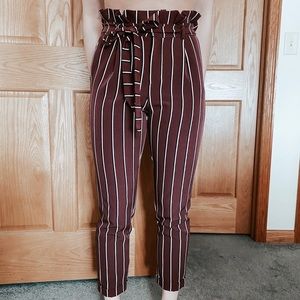 Fitted paper bag pants with tie